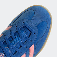 Cargar imagen en el visor de la galería, Zapatillas para Mujer ADIDAS GAZELLE Azul
