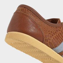 Cargar imagen en el visor de la galería, Zapatillas ADIDAS JAPAN DECON W IH1622 Marrón
