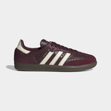 Cargar imagen en el visor de la galería, Zapatillas Adidas Samba IH3979 Rojo - vista lateral
