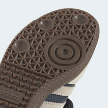 Cargar imagen en el visor de la galería, Zapatillas para Mujer ADIDAS SAMBA JH5705 Negro
