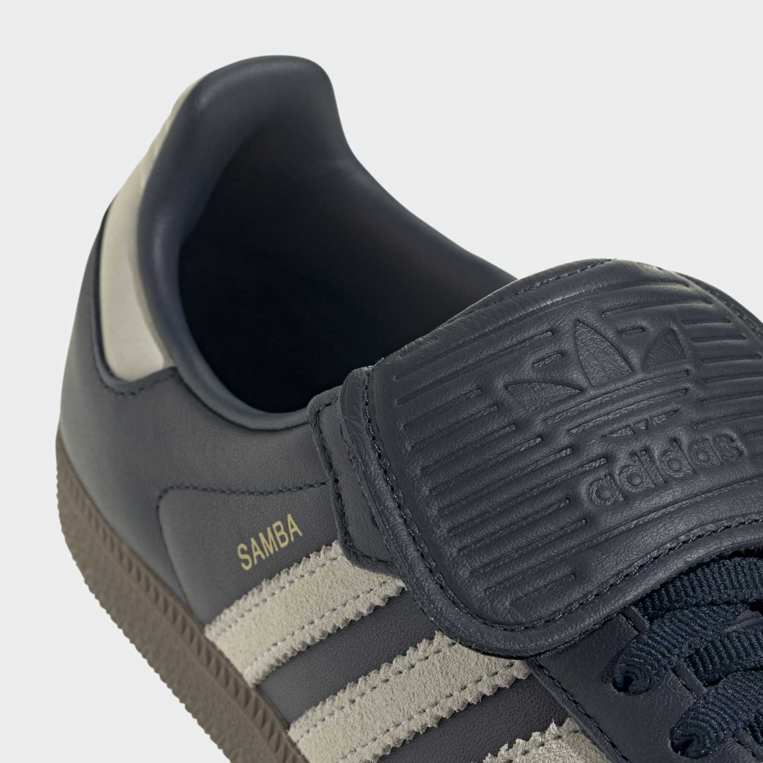 Zapatillas para Mujer ADIDAS SAMBA JH5705 Negro