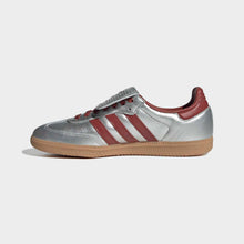 Cargar imagen en el visor de la galería, Zapatillas para Mujer ADIDAS SAMBA JH5707 Plateado
