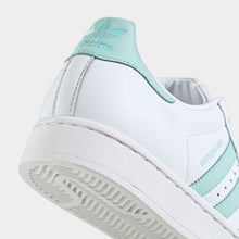 Cargar imagen en el visor de la galería, Zapatillas para Mujer ADIDAS SUPERSTAR JH7060 Celeste
