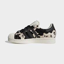 Cargar imagen en el visor de la galería, Zapatillas ADIDAS SUPERSTAR Multicolor JP8164
