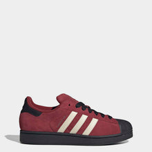 Cargar imagen en el visor de la galería, Zapatillas ADIDAS SUPERSTAR JQ3220 Rojo
