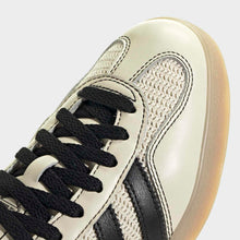Cargar imagen en el visor de la galería, Zapatillas para Hombre ADIDAS GAZELLE INDOOR Beige

