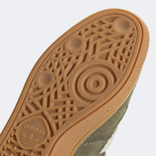 Cargar imagen en el visor de la galería, Zapatillas para Mujer ADIDAS HANDBALL SPEZIAL JQ8119 Verde

