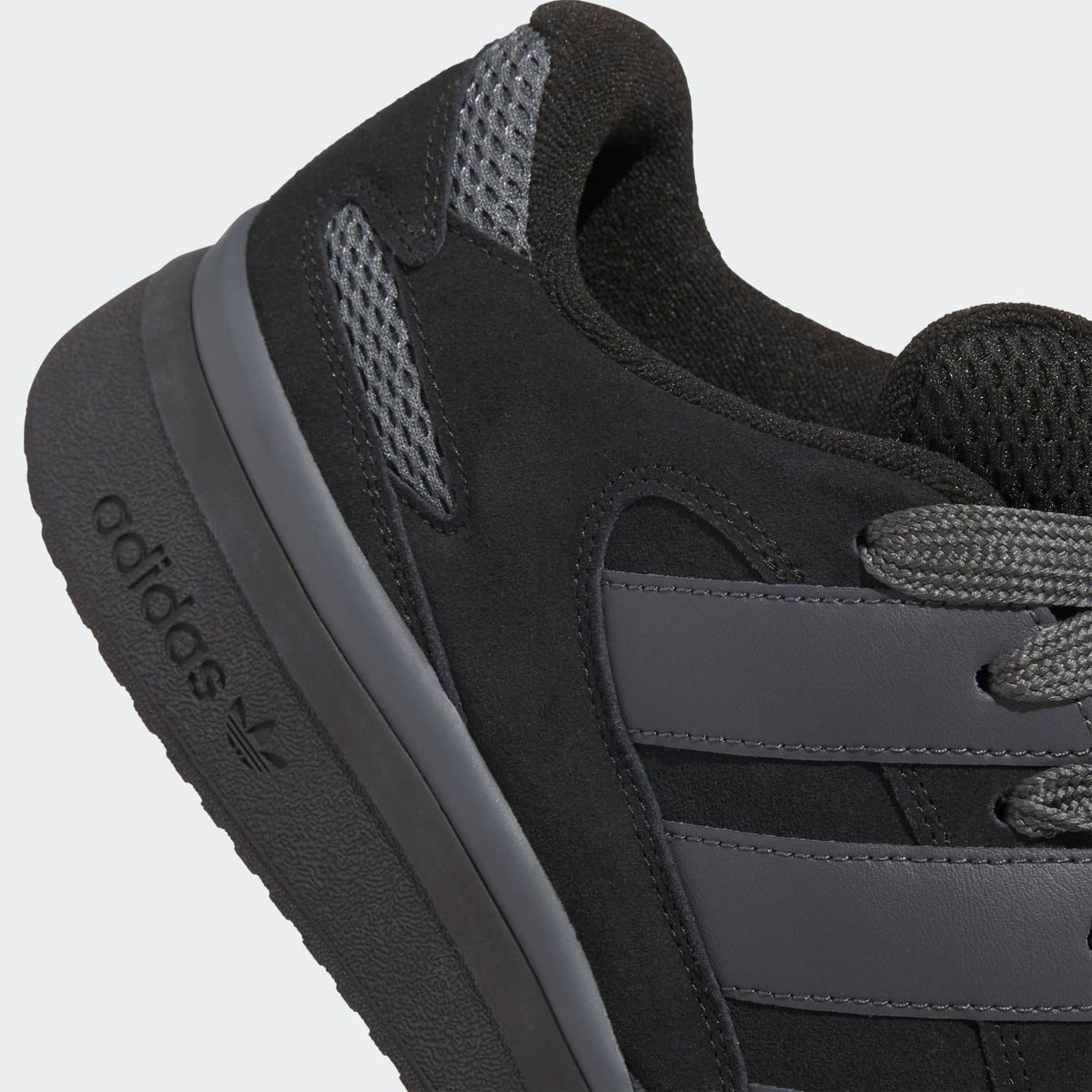 Zapatillas ADIDAS FORUM 2000 JR1121 Negro