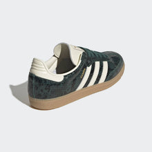 Cargar imagen en el visor de la galería, Zapatillas ADIDAS SAMBA OG W JR8848 Verde
