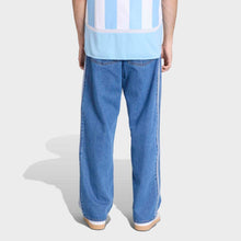 Cargar imagen en el visor de la galería, Pantalón ADIDAS Firebird Adicolor Tejido Denim KD1499
