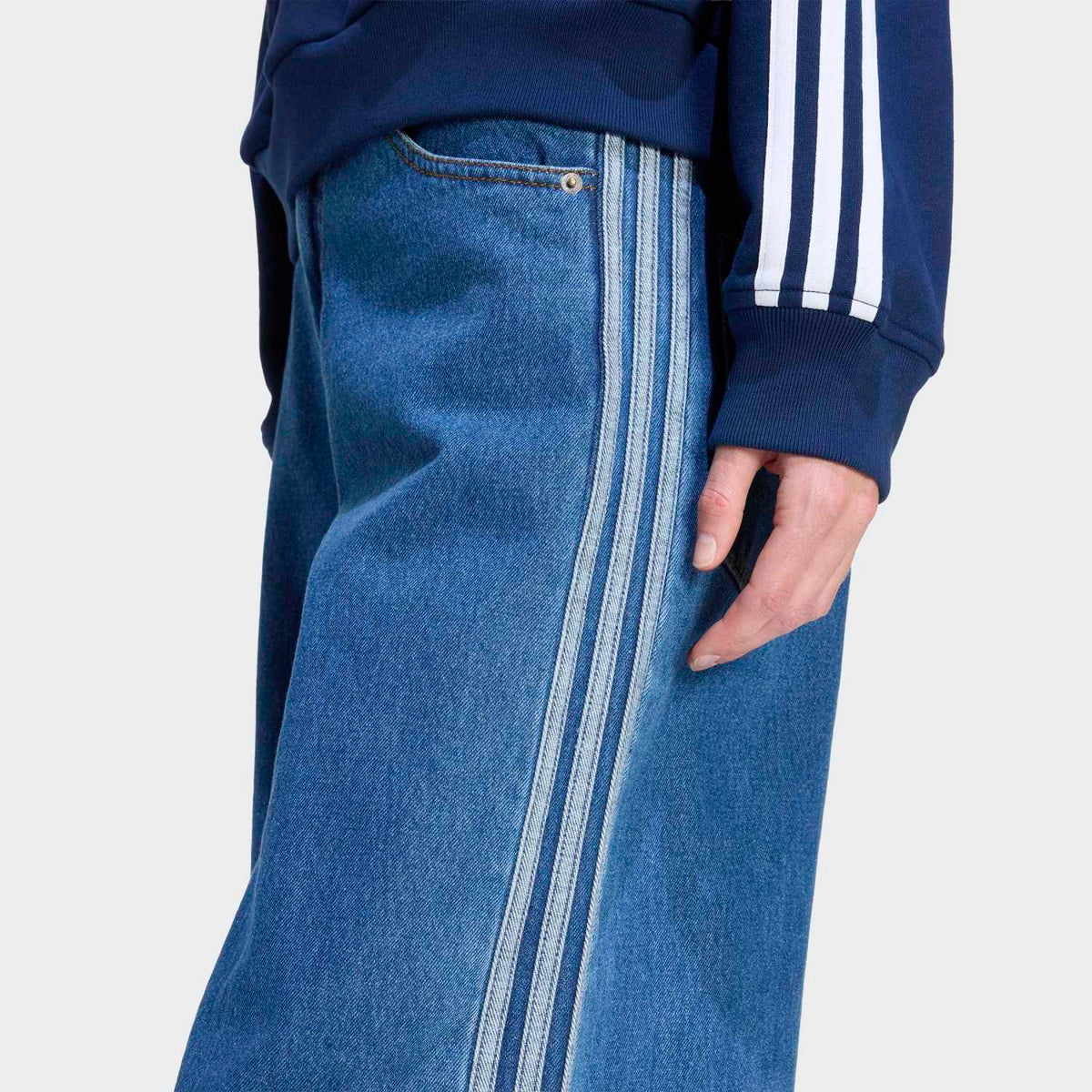 Pantalón Deportivo ADIDAS Firebird Adilenium de Denim KD2906