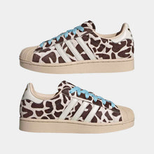 Cargar imagen en el visor de la galería, Zapatillas Adidas Superstar II KH9031 Beige - par completo
