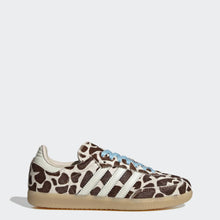 Cargar imagen en el visor de la galería, Zapatillas Adidas Samba KI6669 Beige - vista lateral 2
