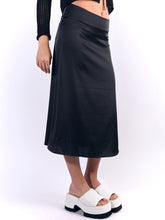 Cargar imagen en el visor de la galería, Falda para Mujer LESEM MIDI SKIRT MIAMI MIDI SKIRT NGR
