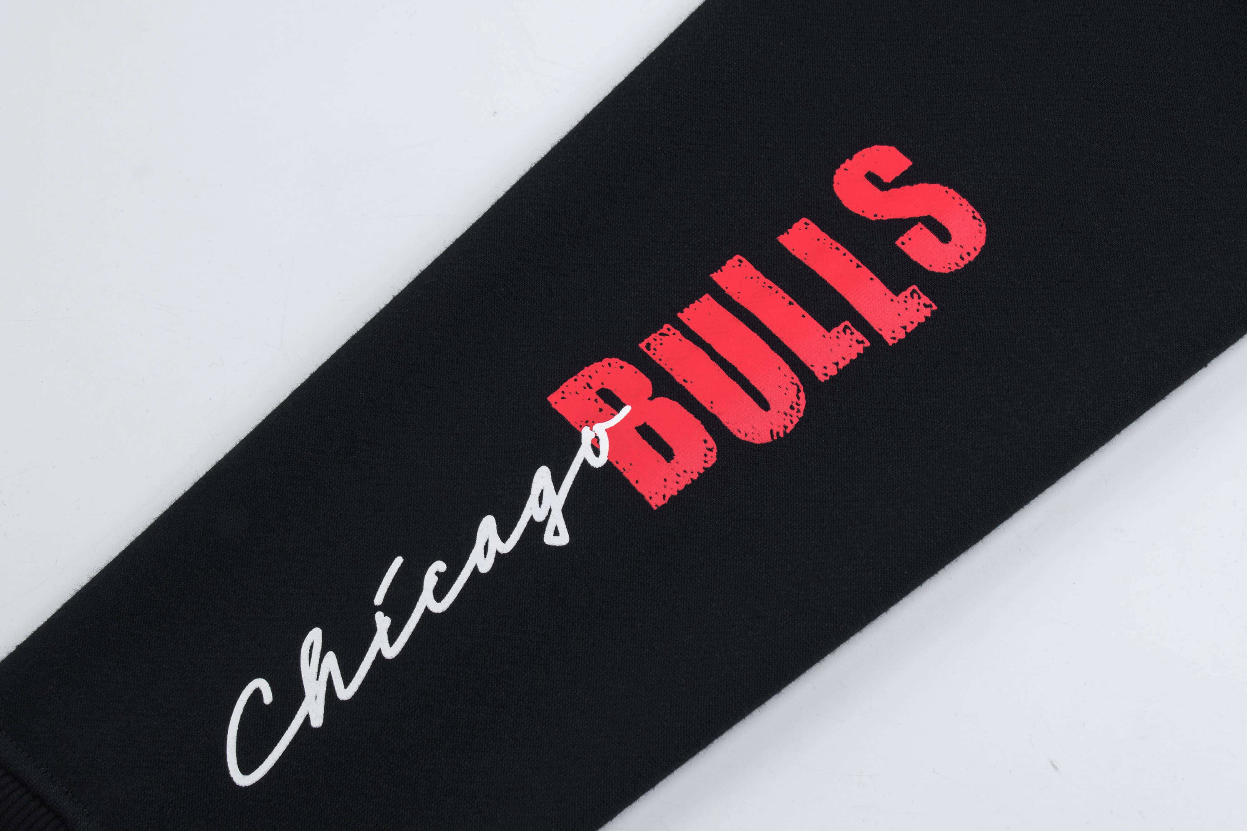 Polera para Hombre NBA CREW NECK CAMISA DE ENTRENAMIENTO NBA CITY PRIMARY LOGO TREND BLK2