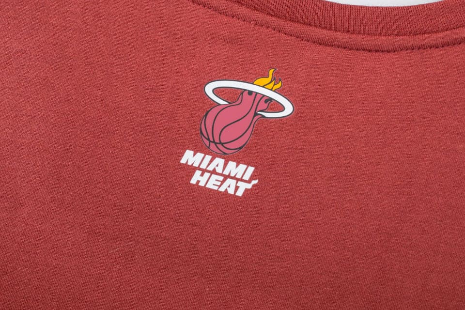 Polo para Hombre NBA CLASSIC CAMISETA BASIC PRIMARY LOGO NBA RED3