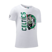 Cargar imagen en el visor de la galería, Polo para Hombre NBA CLASSIC CAMISA NBA HALF LOGO CUT GRAPHIC WHT
