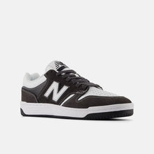 Cargar imagen en el visor de la galería, Zapatillas NEW BALANCE 480 NM480BAB-M Negro
