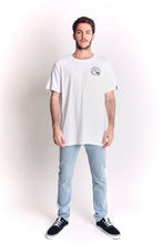 Cargar imagen en el visor de la galería, Polo para Hombre QUIKSILVER CLASSIC INTO WAVES WBB0
