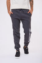 Cargar imagen en el visor de la galería, Jogger para Hombre QUIKSILVER FLEECE QUIKSILVER JOGGERS FP KTAH
