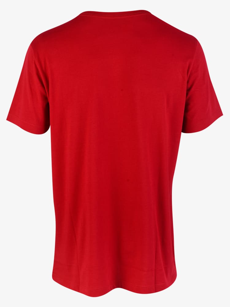 Polo REEF Logo Tee, detalle del logo en el pecho
