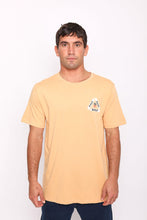 Cargar imagen en el visor de la galería, Polo para Hombre REEF CLASSIC REEF SCHMOE TEE CLAY
