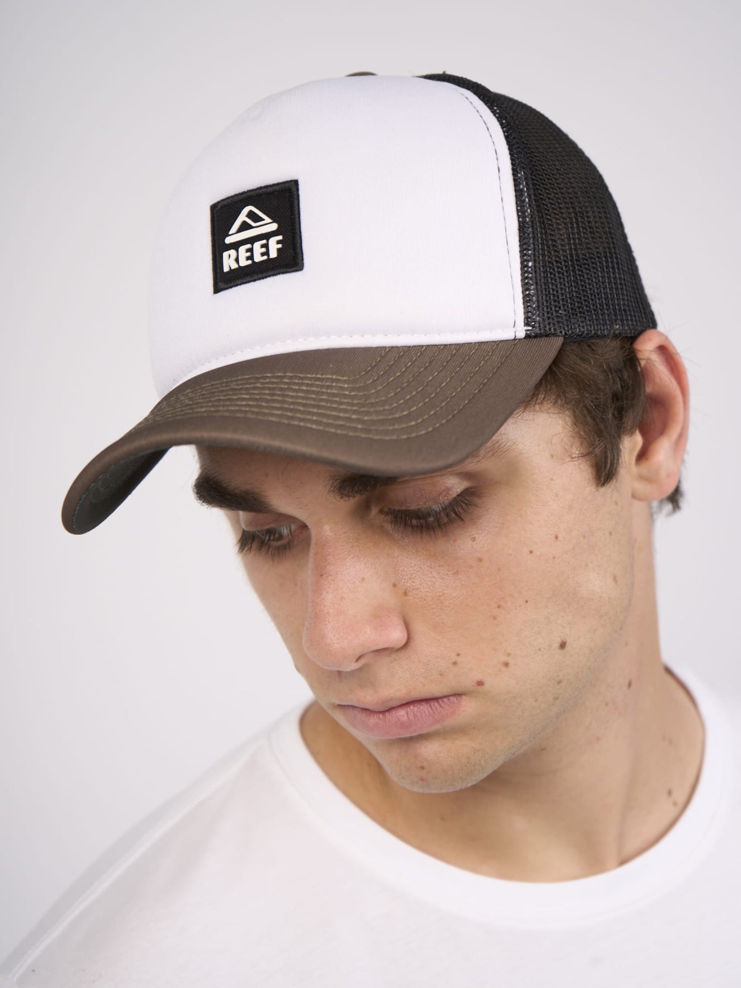 Gorra para Hombre REEF TRUCKER FOAM LOGO CML