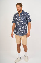 Cargar imagen en el visor de la galería, Short para Hombre REEF CLASSIC REEF CHINO KHA
