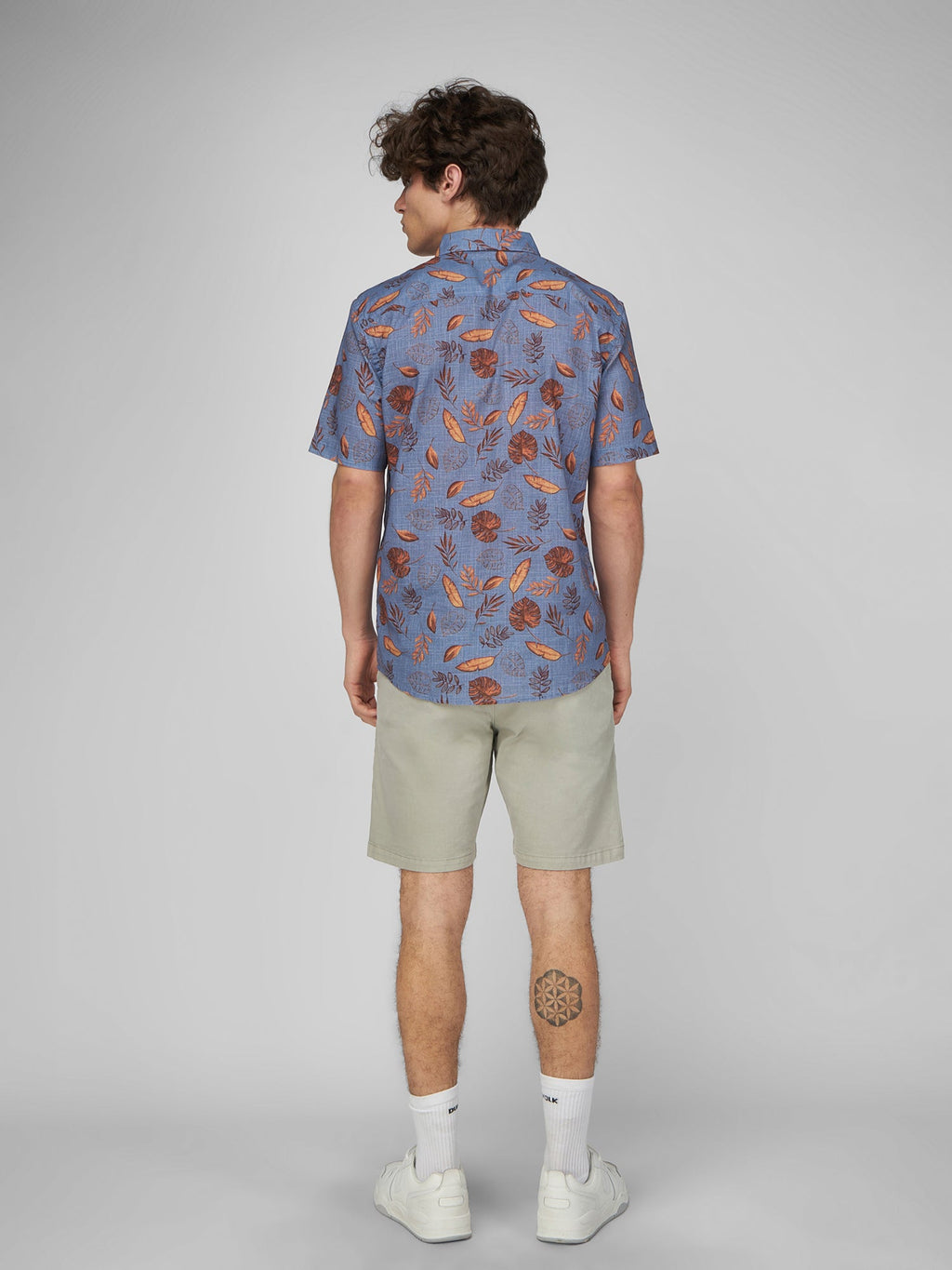 Camisa para Hombre REEF HAWAIIAN LEAF AZL – CoolBrandsPeru