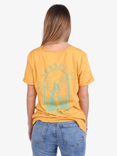 Cargar imagen en el visor de la galería, Polo para Mujer ROXY CLASSIC SURFING BABE BBFC2 OCHR
