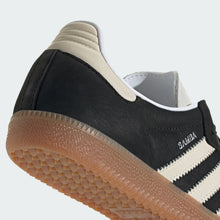 Cargar imagen en el visor de la galería, Zapatillas ADIDAS SAMBA IE5836 Negro
