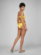 Cargar imagen en el visor de la galería, Ropa de Baño para Mujer DVK LOVE ISLAND TOP YEL
