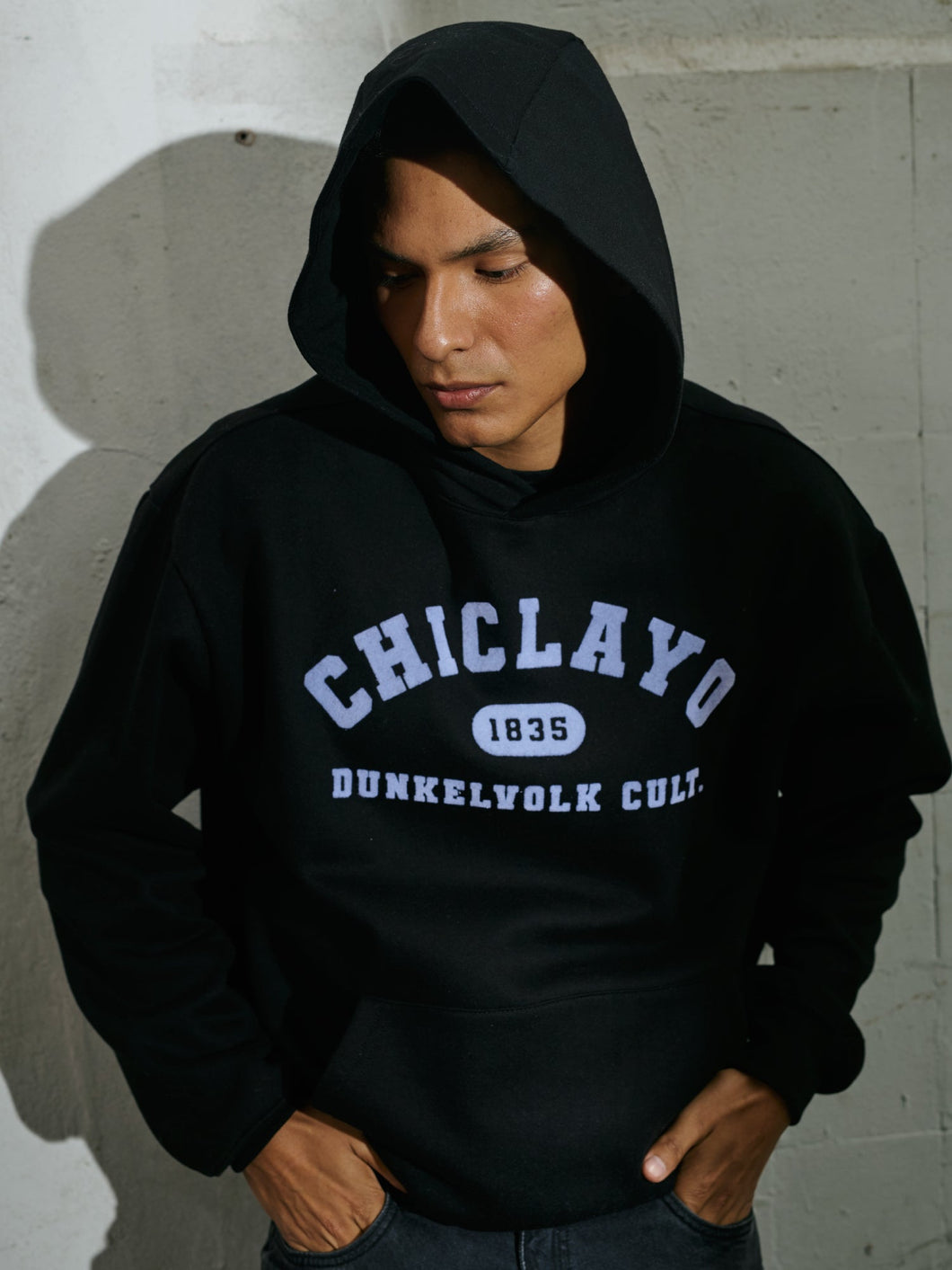 Polera para Hombre DUNKELVOLK HOODIE SIN ZIP CHICLAYO HOODIE BLK
