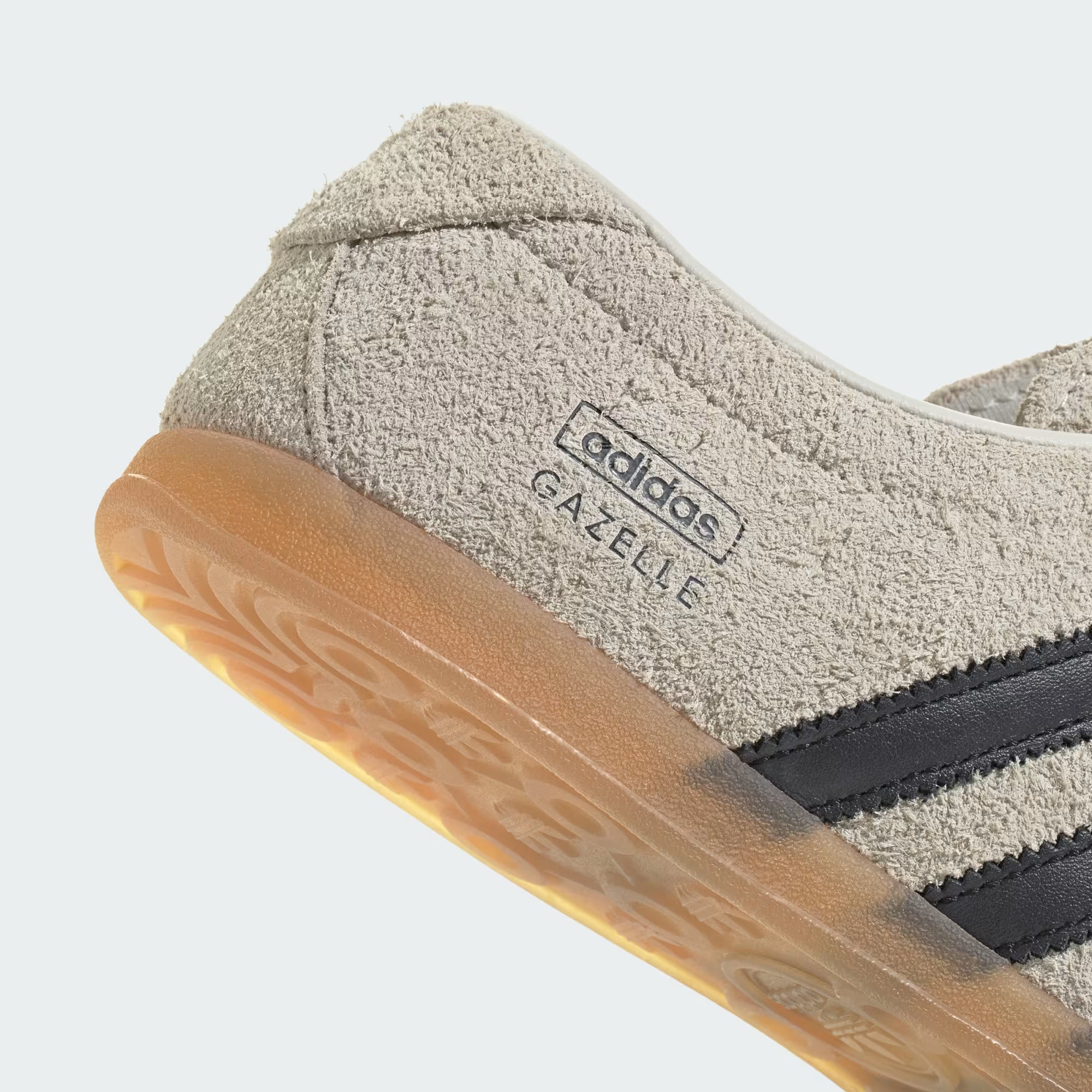 Zapatillas ADIDAS GAZELLE JS2660 Beige