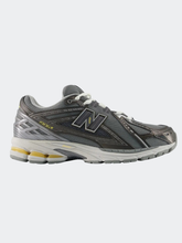 Cargar imagen en el visor de la galería, Zapatillas NEW BALANCE 1906 U19064S0-M Gris
