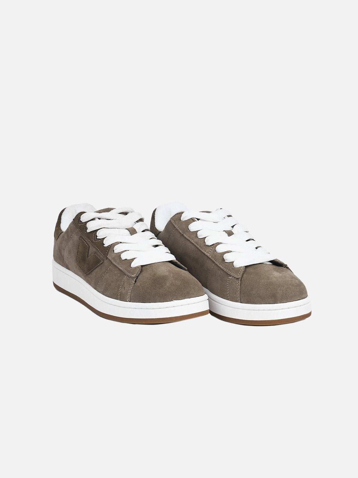 Zapatillas DUNKELVOLK Velvet beige, vista frontal mostrando cordones