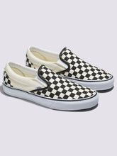Cargar imagen en el visor de la galería, Zapatillas VANS CLASSIC SLIP-ON BWW
