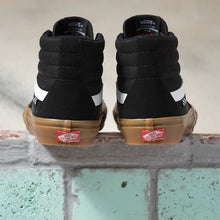 Cargar imagen en el visor de la galería, Zapatillas VANS HERITAGE Skate SK8-Hi B9M
