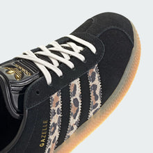 Cargar imagen en el visor de la galería, Zapatillas ADIDAS GAZELLE JQ7114-W Negro
