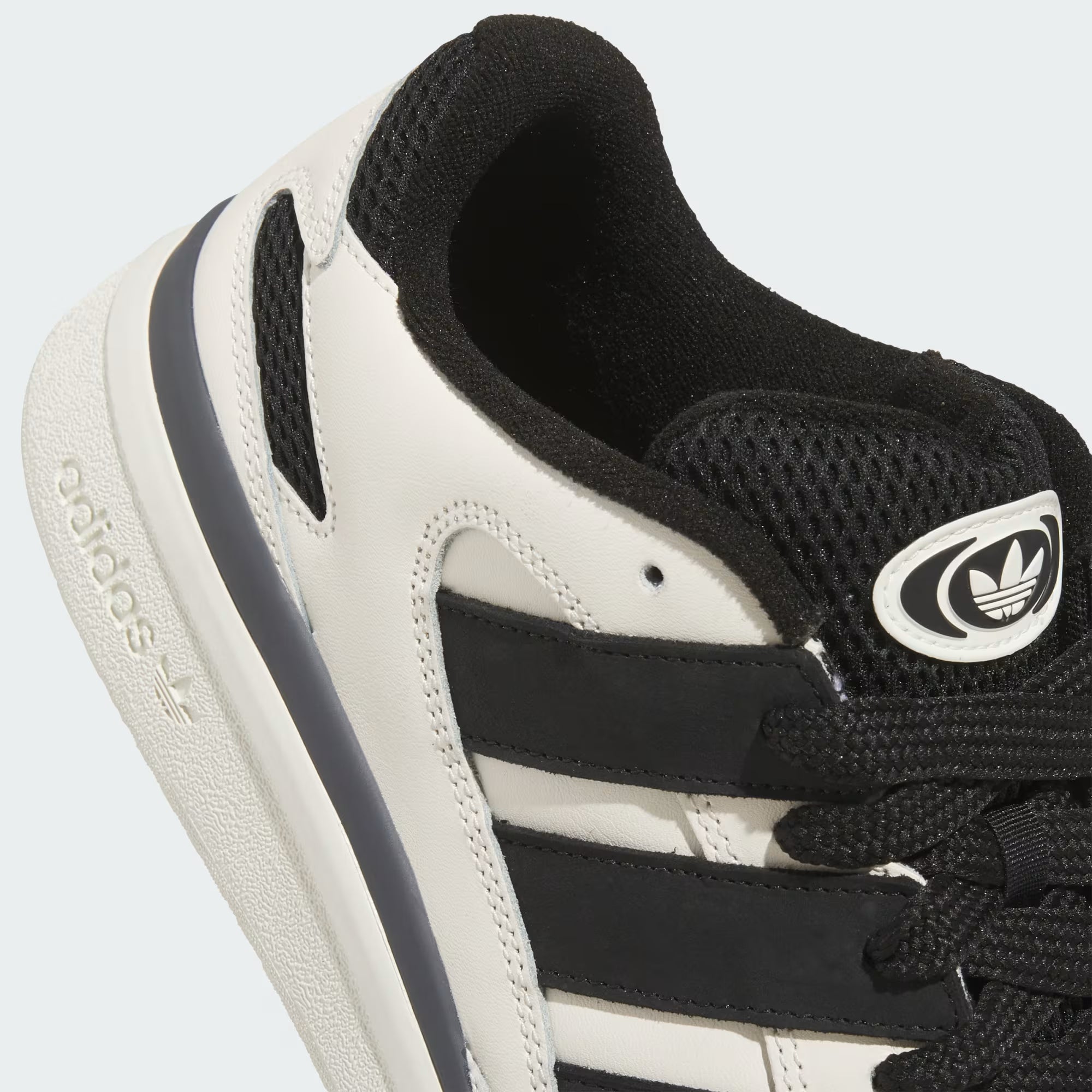 Zapatillas ADIDAS FORUM2000 JQ5241 Blanco