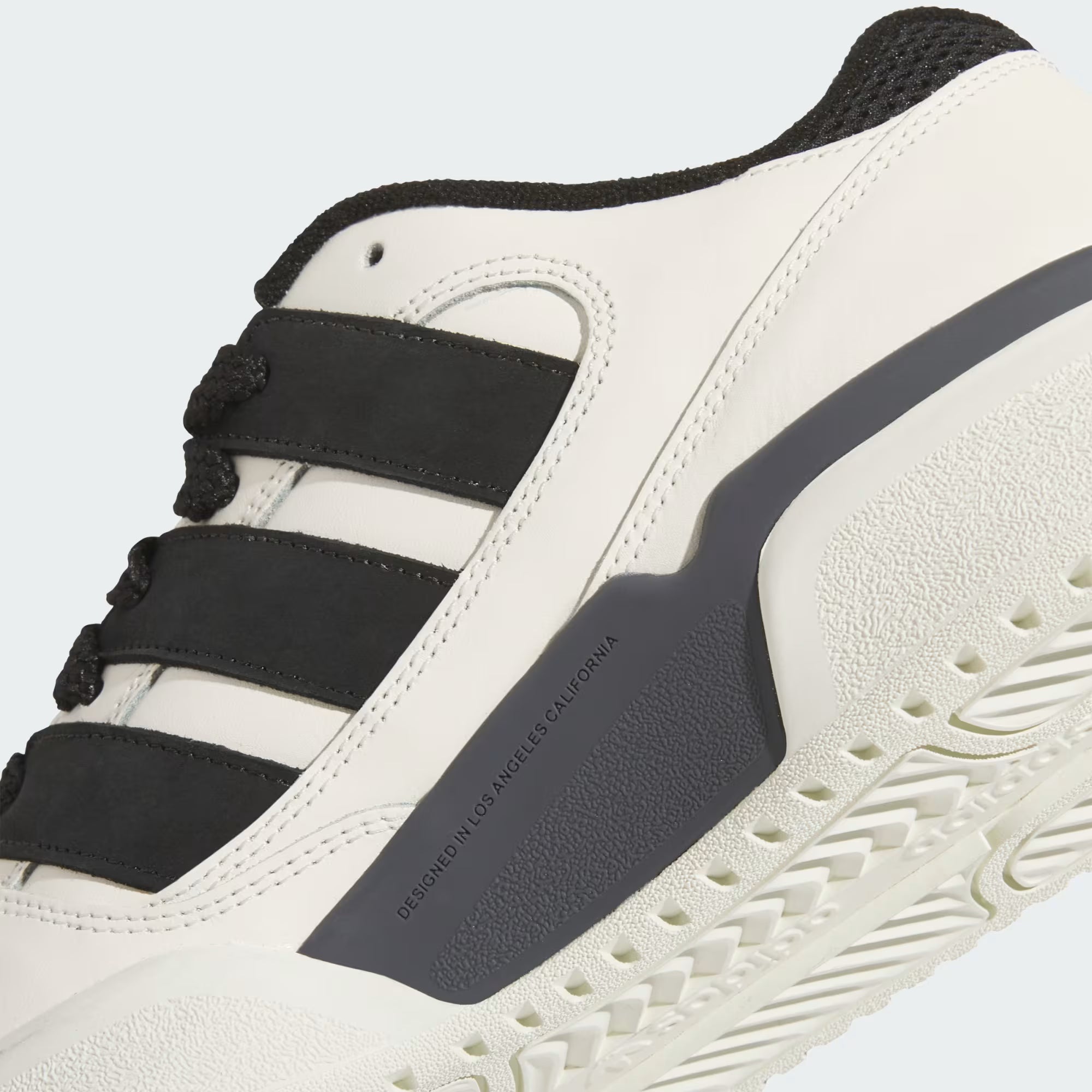 Zapatillas ADIDAS Forum2000 blancas, detalle de materiales