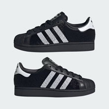 Cargar imagen en el visor de la galería, Zapatillas ADIDAS SUPERSTAR JH7098-W Negro
