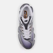 Cargar imagen en el visor de la galería, Zapatillas NEW BALANCE 2000 U2000PCD Gris

