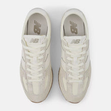 Cargar imagen en el visor de la galería, Zapatillas NEW BALANCE 471 U471KAB-W Blanco
