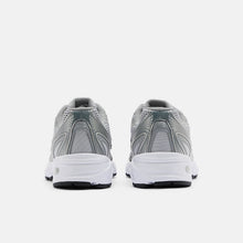 Cargar imagen en el visor de la galería, Zapatillas NEW BALANCE 740 U740GB2-W Plateado
