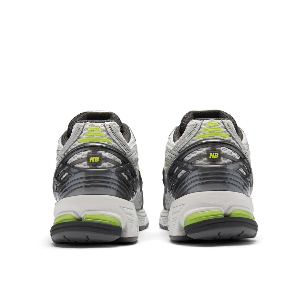 Zapatillas NEW BALANCE 1906R U190652H-W Plateado