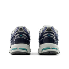 Cargar imagen en el visor de la galería, Zapatillas NEW BALANCE 1906 U190688T-M Azul
