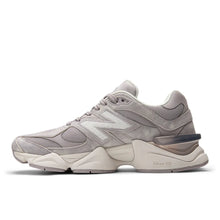 Cargar imagen en el visor de la galería, Zapatillas NEW BALANCE 9060 U906087O-M Gris
