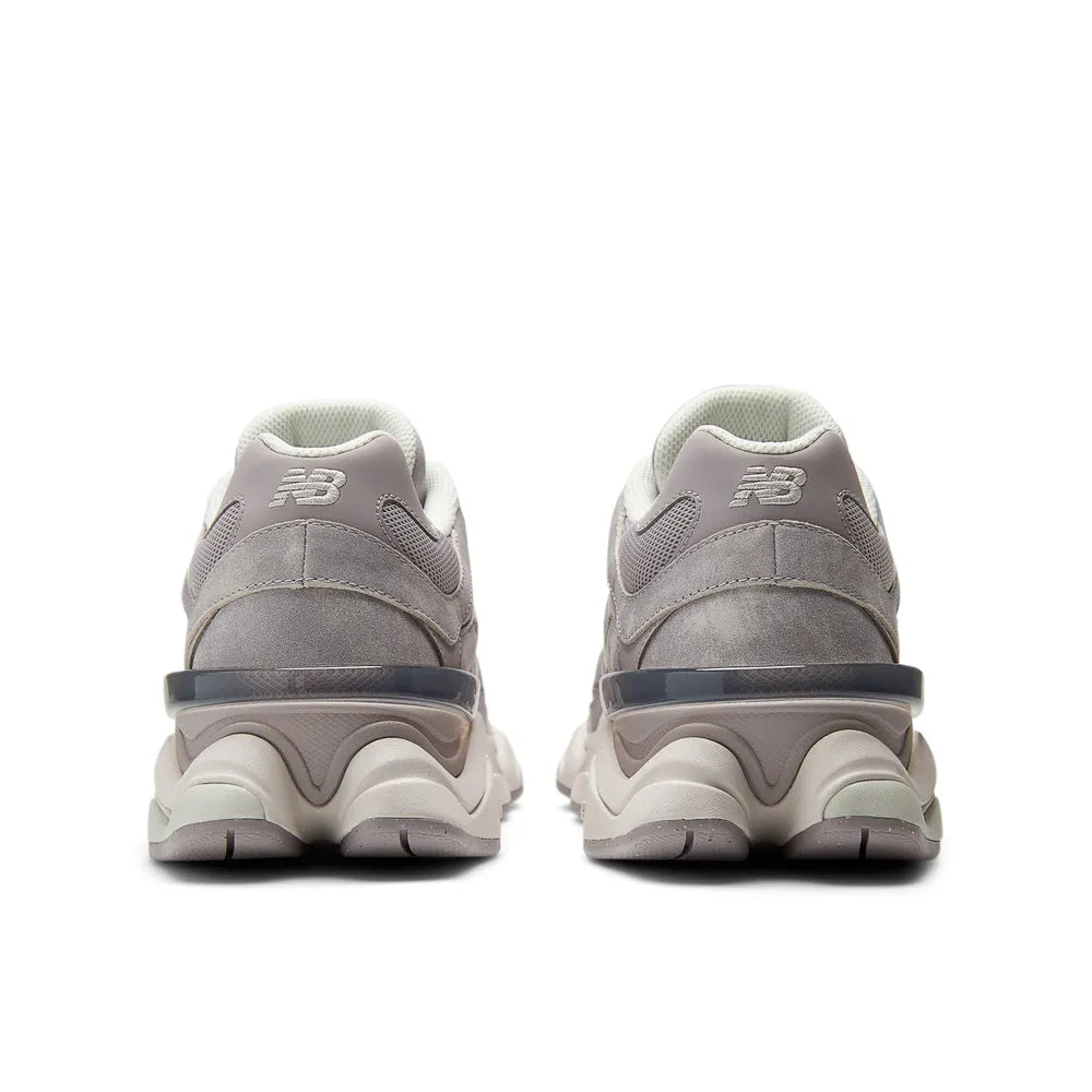 Zapatillas NEW BALANCE 9060 U906087O-M Gris