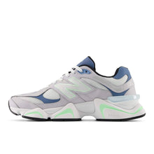 Cargar imagen en el visor de la galería, Zapatillas NEW BALANCE 9060 U9060BLD-M Gris
